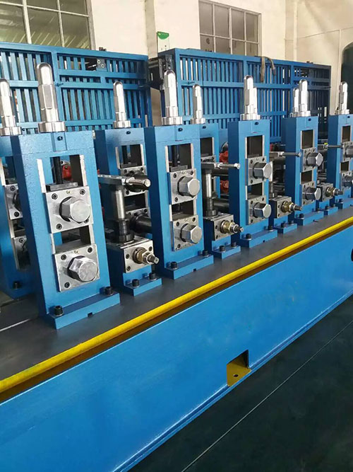 焊管設備生產廠如何選擇